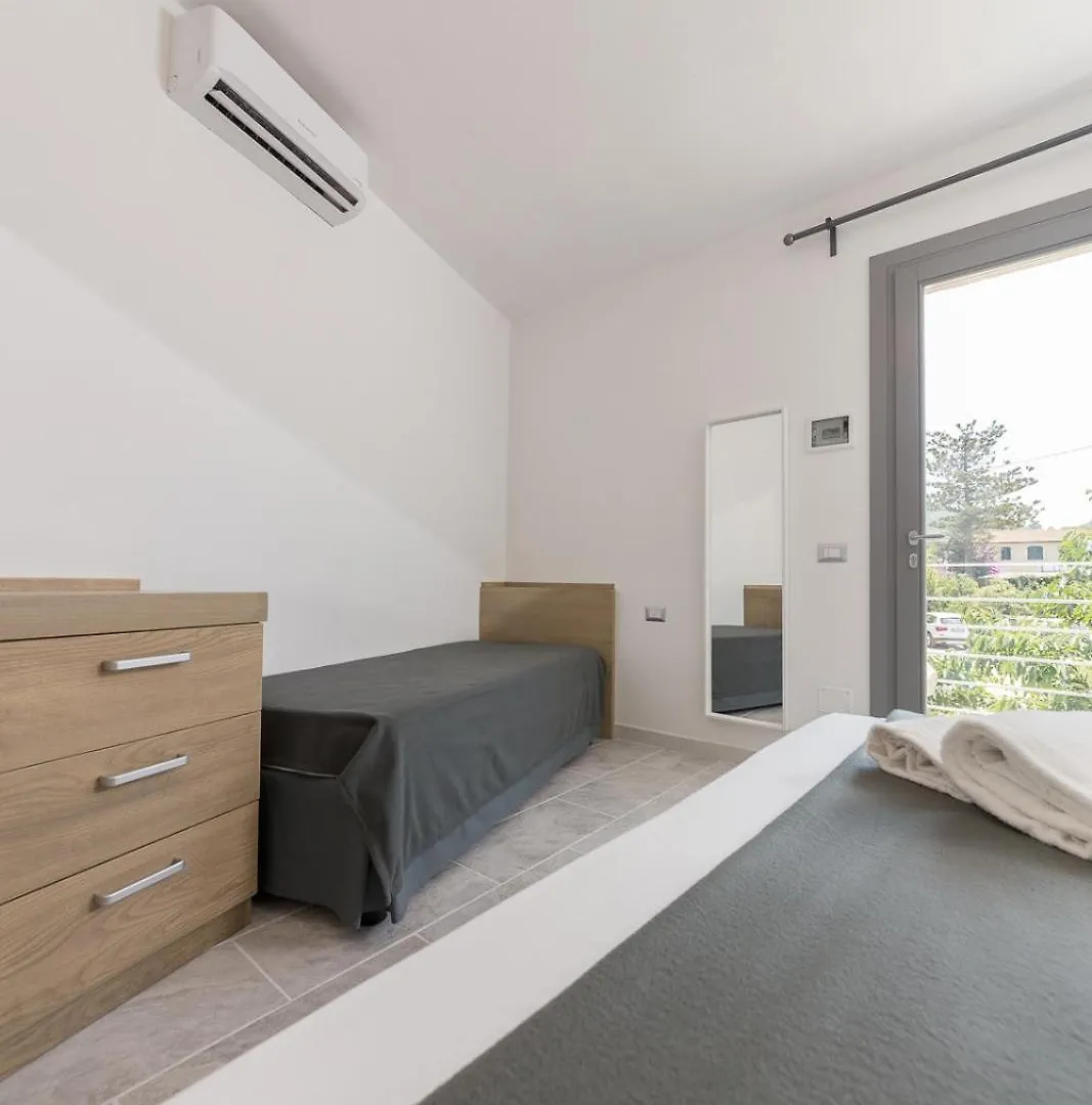 Hotel Delfino Procchio