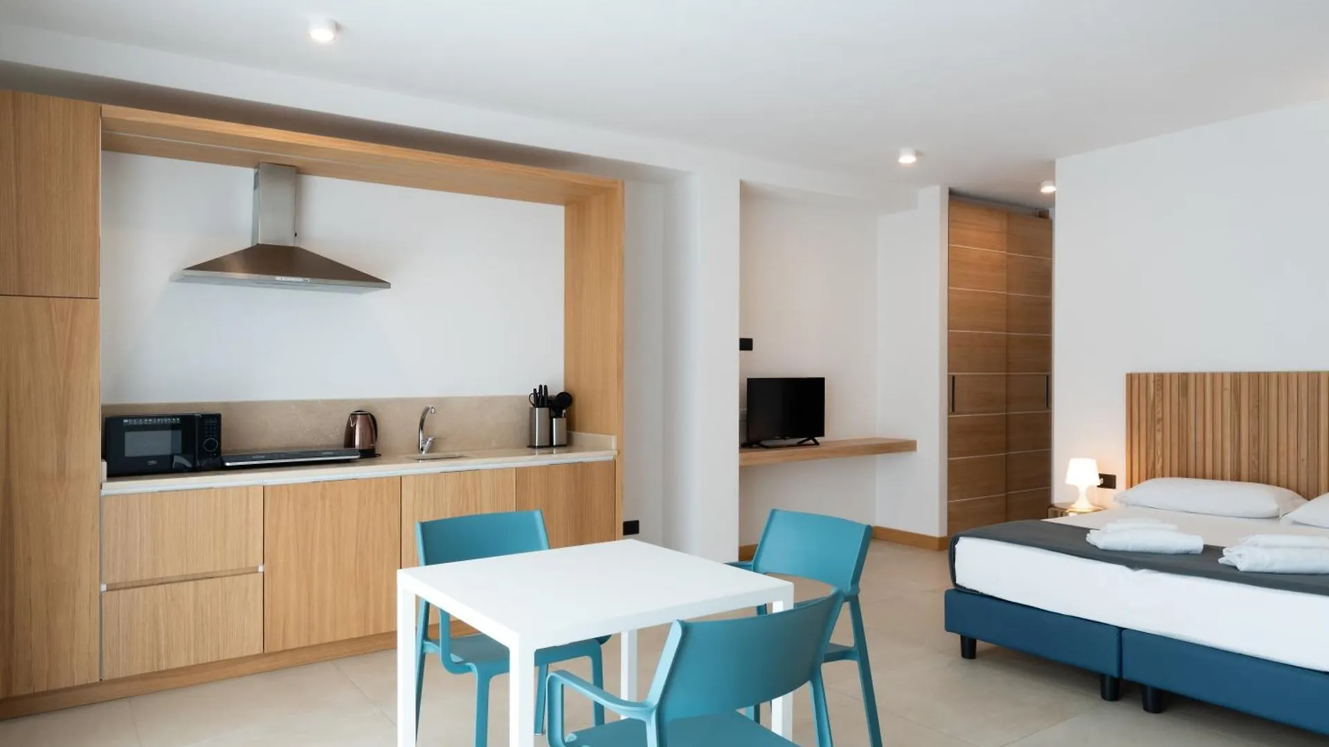 פרוצ'ו Hotel Delfino