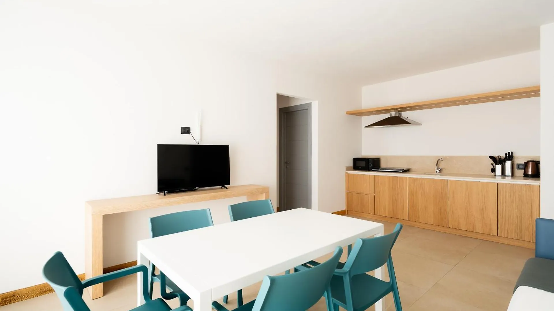פרוצ'ו Hotel Delfino