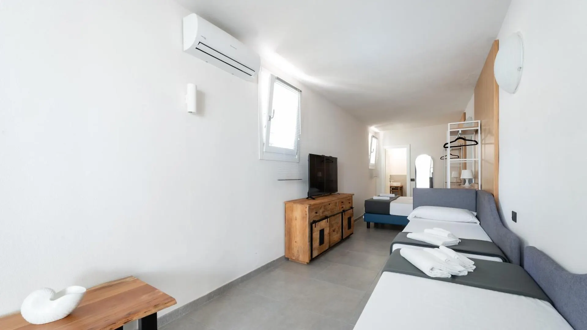 Hotel Delfino Procchio  Włochy