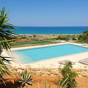 **** Otel La Blanca & İtalya
