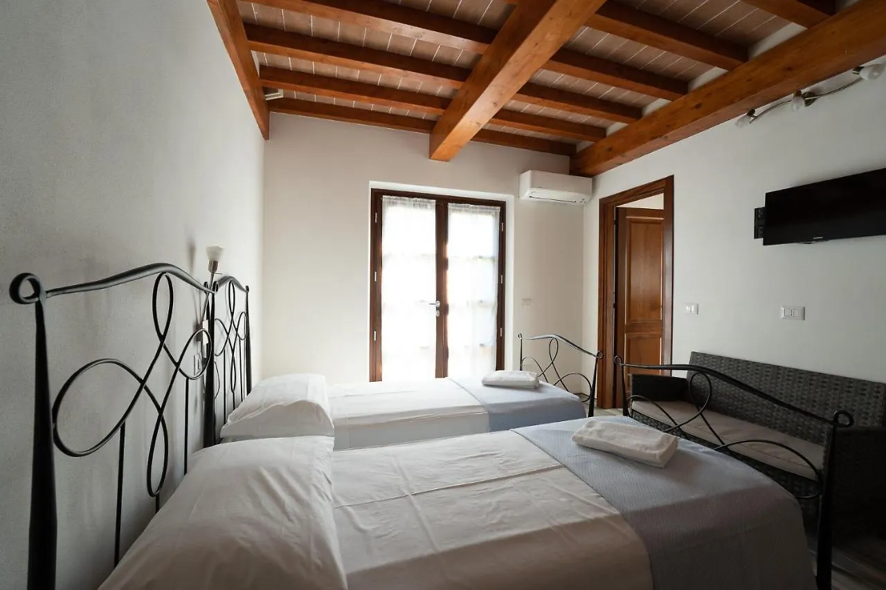 Hotel Delfino Procchio  3*, Procchio (Isola d'Elba) İtalya