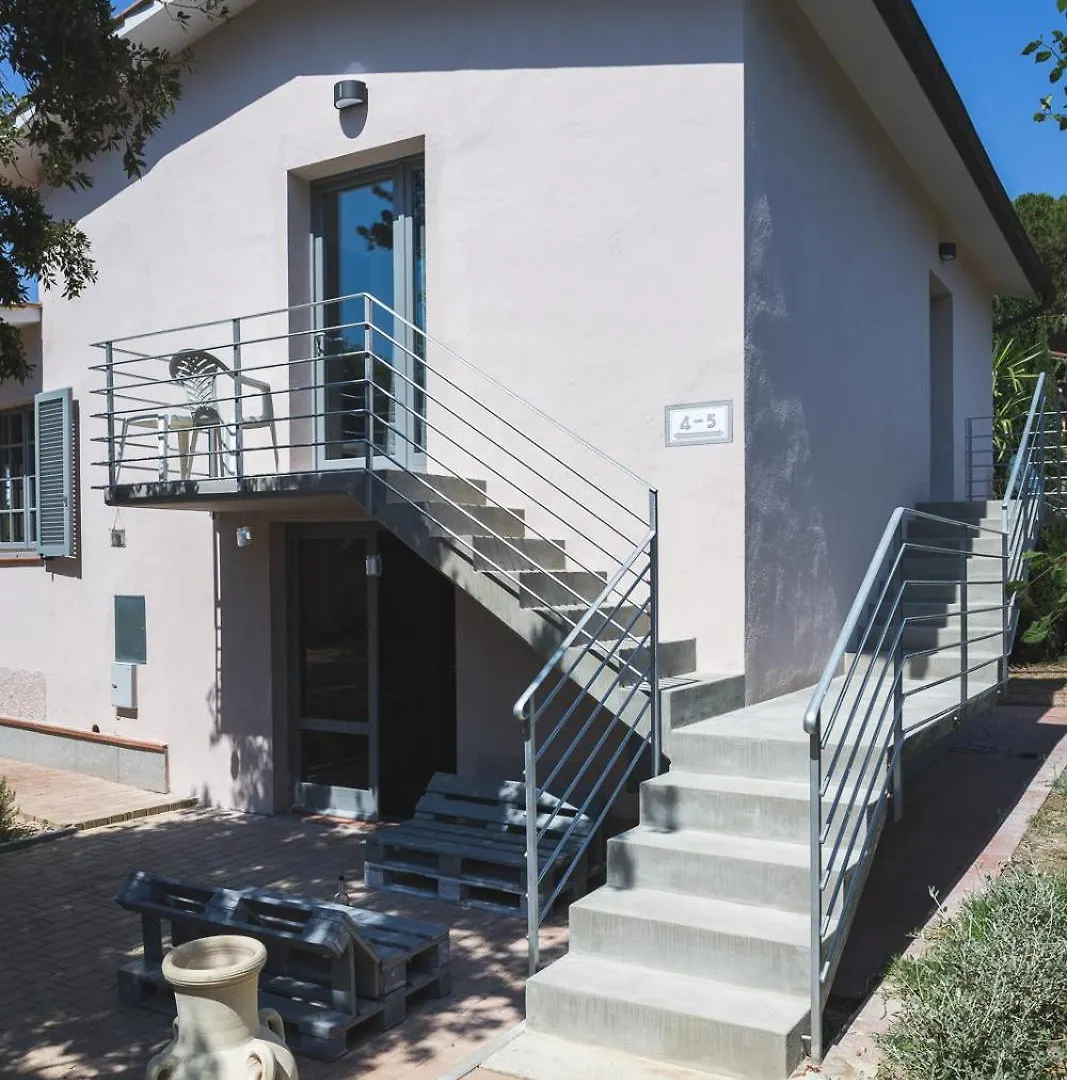 Hotel Delfino Procchio  İtalya