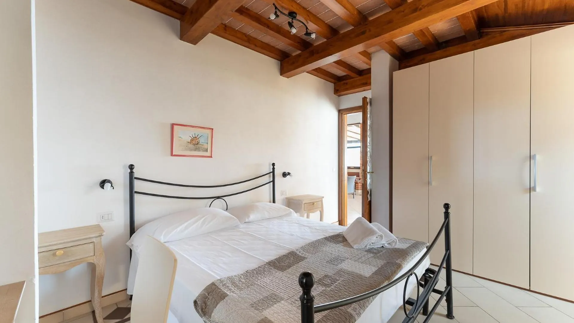 Hotel Delfino Procchio