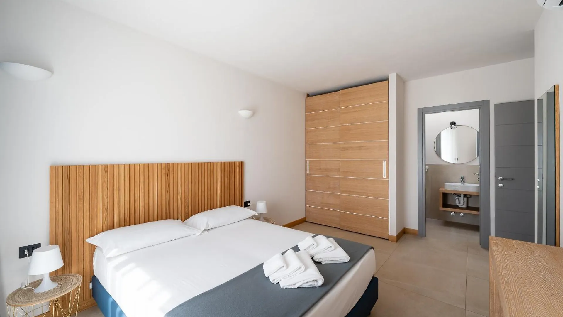 Hotel Delfino Procchio
