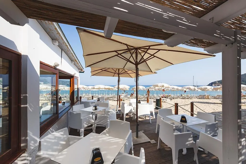 Hotel Delfino Procchio  Procchio (Isola d'Elba)