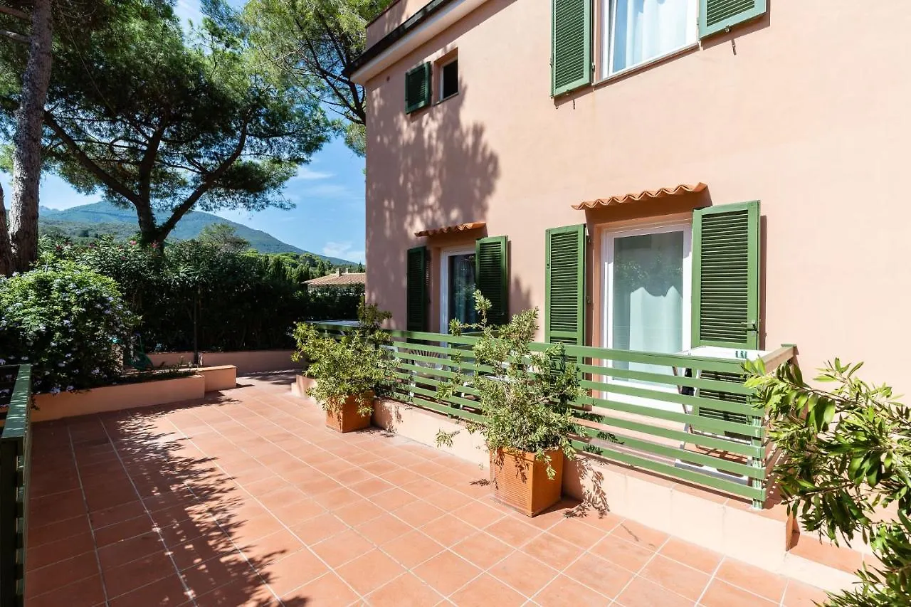 Hotel Delfino Procchio  3*, Procchio (Isola d'Elba)