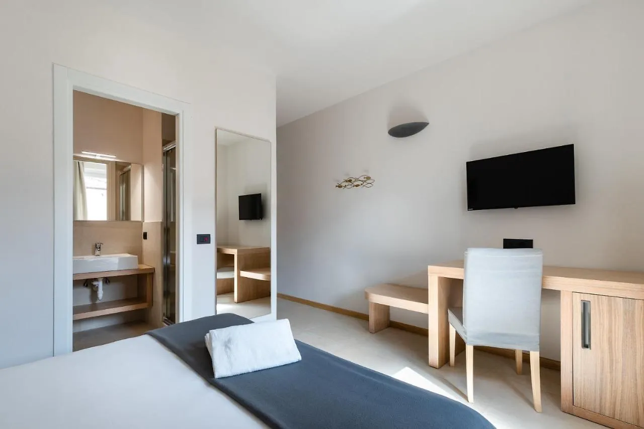 Hotel Delfino Procchio  Procchio (Isola d'Elba)